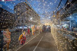 BIB: 
                            <button type="button" onclick="openModal(21898188)" class="btn btn-primary btn-sm float-right btn-popup" data-toggle="modal" data-target=".modal-high-quality">
                        <i class="fas fa-shopping-cart"></i> Add to Cart
                    </button>
                                            <button type="button" onclick="isThisMe(21898188, true)" class="btn btn-success btn-sm float-right btn-popup btn-isme hidden" data-toggle="tooltip" data-placement="bottom" title="นี่คือรูปของคุณใช่ไหม คลิกที่นี่เพื่อเอาเข้าอัลบั้ม">
                        <i class="fas fa-plus"></i> Add to album
                    </button>
                    <button type="button" onclick="isThisMe(21898188, false)" class="btn btn-warning btn-sm float-right btn-popup btn-isnotme hidden">
                        <i class="fas fa-ban"></i> Remove from album
                    </button>